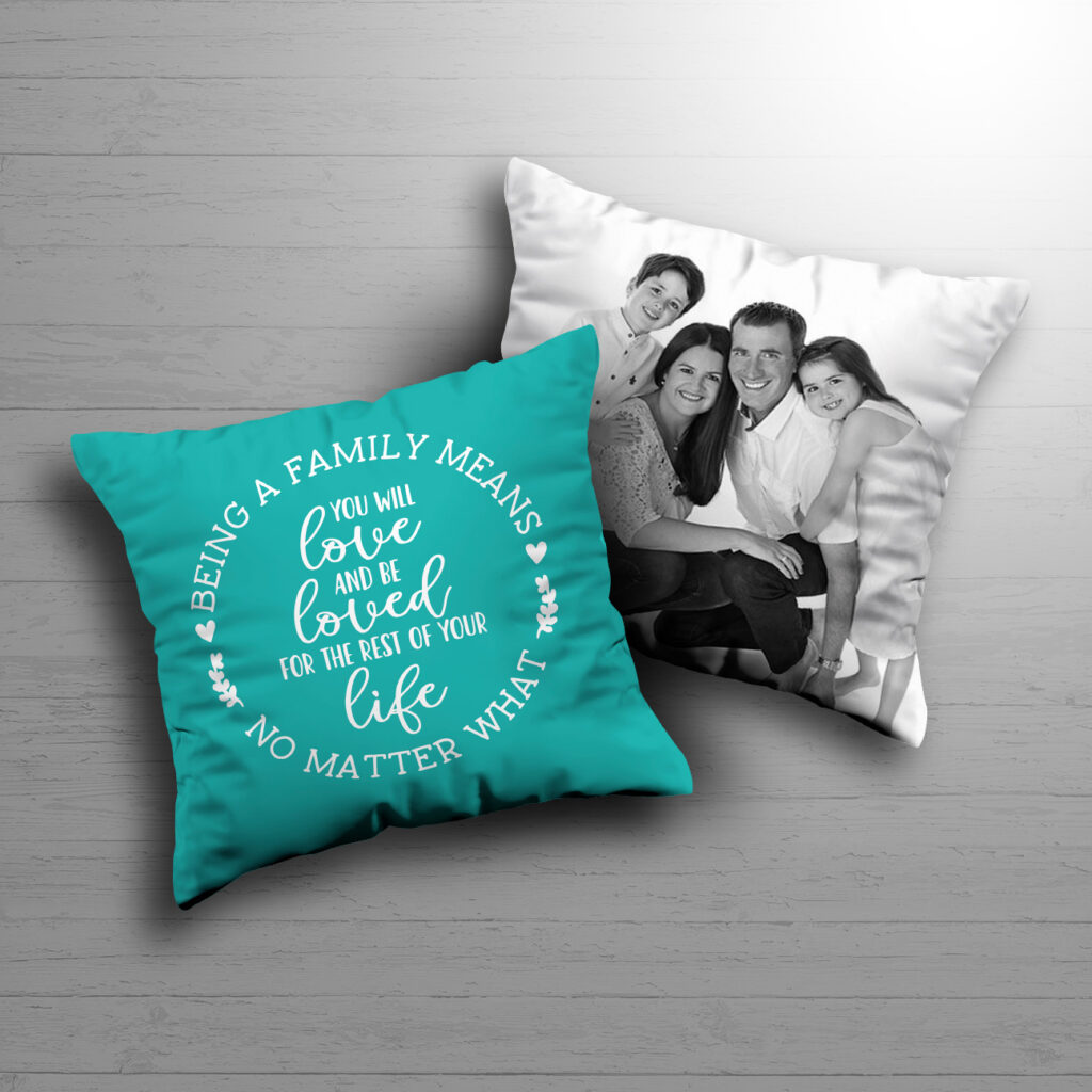 Coussin modèle 08 – Being a family means
