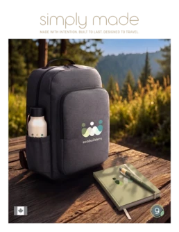 Sac à dos Ecobuilders sur table en forêt
